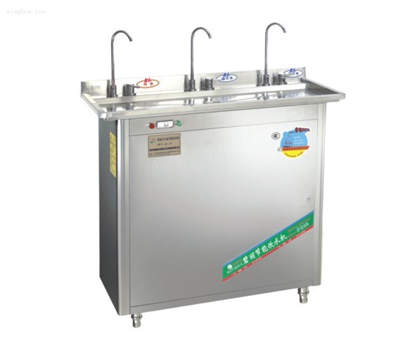 IC卡飲水機(jī)-刷卡飲水機(jī)-自助飲水機(jī)-校園飲水機(jī)-感應(yīng)卡飲水機(jī)-飲水機(jī)ic卡控制器ＩＣ飲水機(jī)，學(xué)生直飲水、學(xué)校直飲水、學(xué)生直飲水 data-cke-saved-src="/UploadFiles/chanpin_UploadFiles_7571/200707/20070731113003710.jpg" src="/UploadFiles/chanpin_UploadFiles_7571/200707/20070731113003710.jpg"